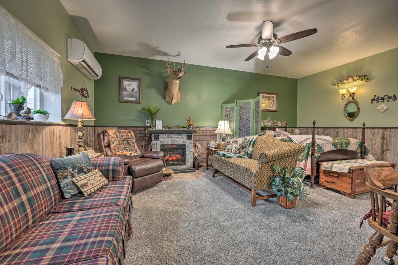 Cozy Goshen Studio Unique Farm Stay! Exterior photo